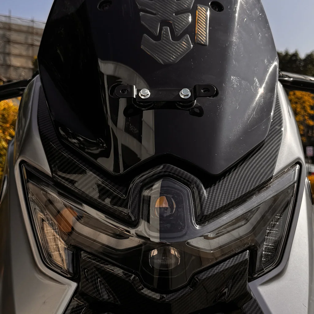 X-CLASS Motorcycle ABS Carbon Look Headlight Upper Cover Trim Shield for YAMAHA NMAX155 NMAX 155 V3 2025 2026 Turbo Tech MAX Neo