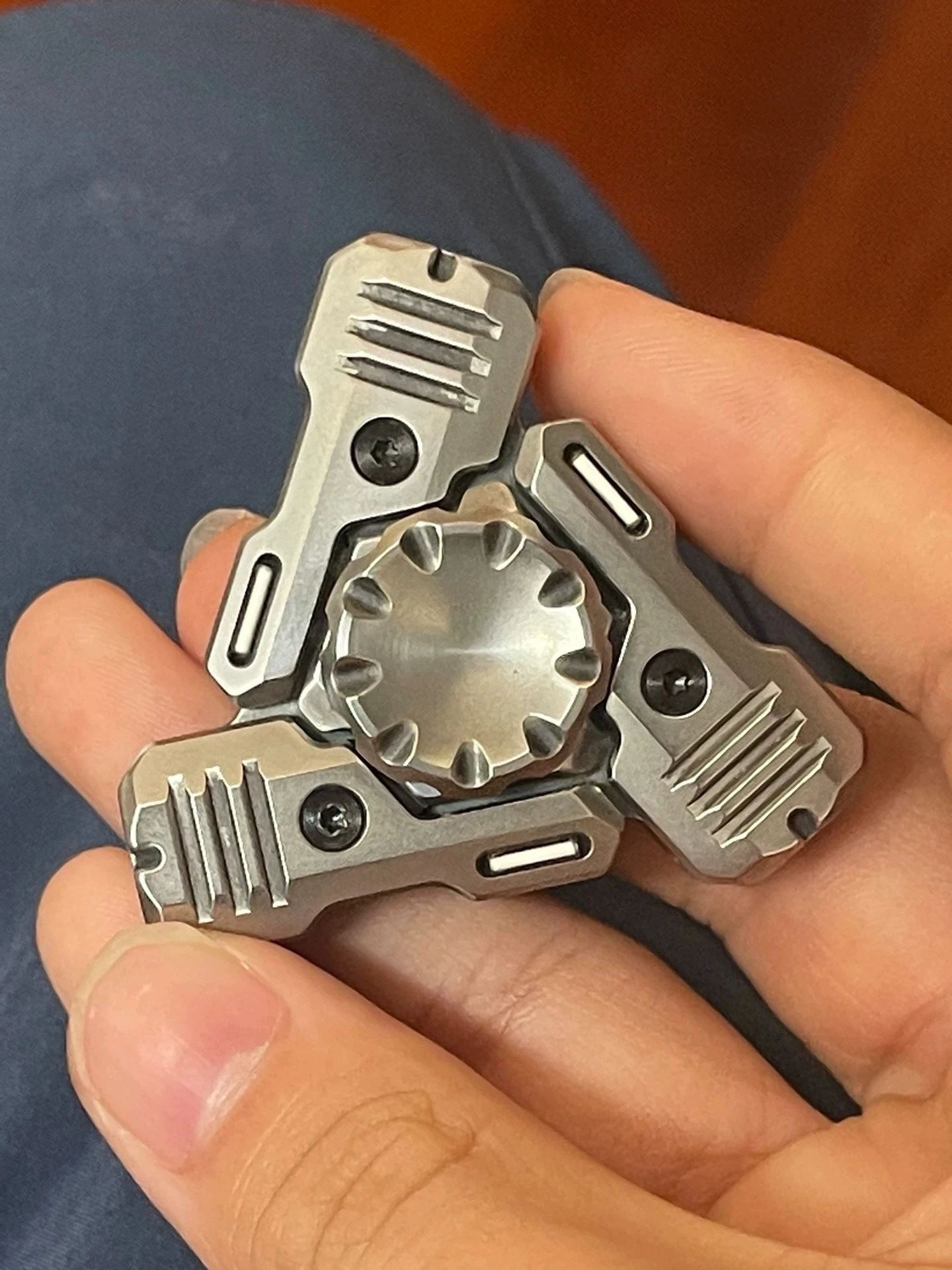 

MUYI edc Sonic Mech Fingertip Gyroscope Made of Stainless Steel Material