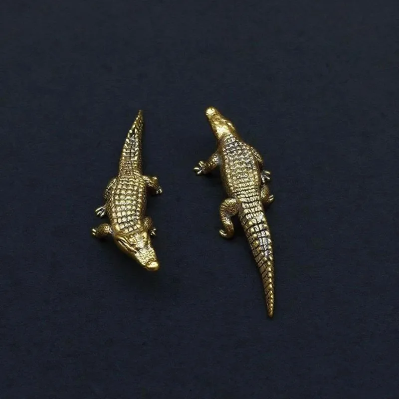 1PC Brass Alligator Statue Animal Statue Tea Companion Bonsai Ornament Metal Craft Artwork Copper Crocodile Miniature Decoration