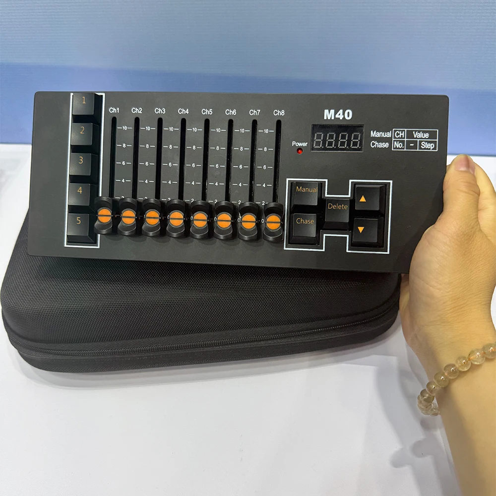 

Mini M40 Battery DMX Controller Portable Wireless Stage Light Console Plug and Play No Complex Setup Required Simple Control