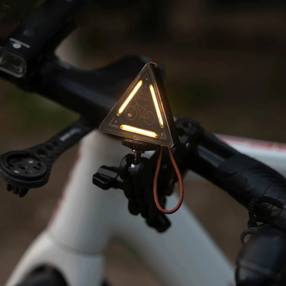 C5 1-2PC Rechargeable Hiking Cycling LED Tactics Triangle Light Mini Direction Light Warning Light Camping Light Waterproof