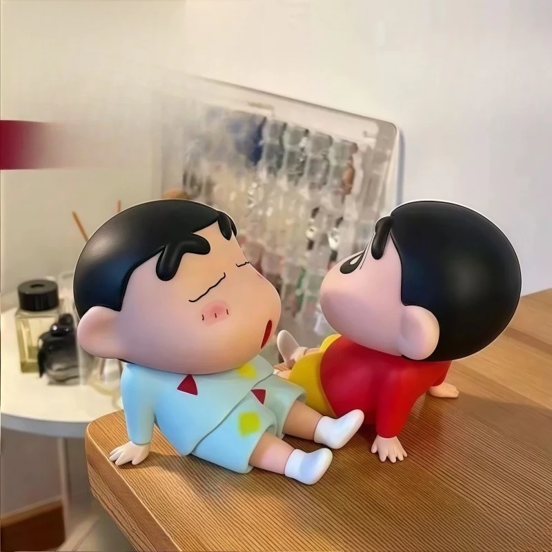 

Crayon Shin-chan Mobile Phone Holder Universal Desktop Lazy Model Figurine Desktop Figurine and Ornament Y2k Fashion Toys Anime