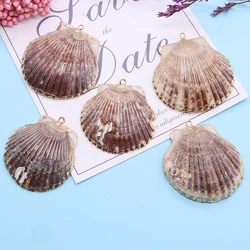 5pcs Retro Handmade Scallop Pendant Natural Shell Pendant Exquisite Diy Beach Jewelry Making Earrings Necklace DIY Accessories