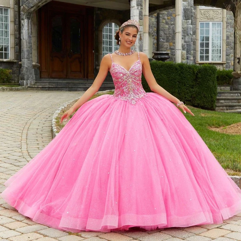 

Pink Princess Quinceanera Dresses Spaghetti Strap Ball Gown Organza Crystals Beaded Ruffles Sweet 16 Dressess Vestido De 15 Anos