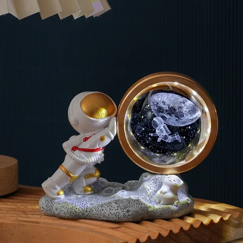 LED Creative 3D Interior Carving Luminous Crystal Ball Astronaut Desktop Ornament Bedroom Bedhead Atmosphere Decorative Light