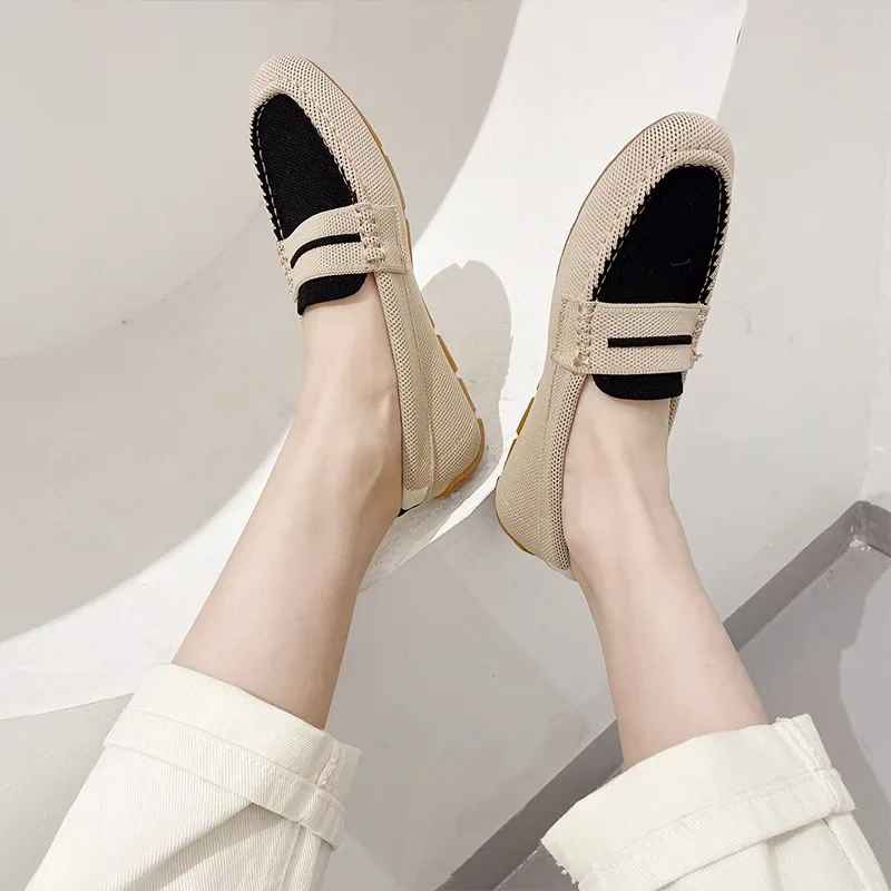 Large Size 34-43 Women\'s Flat Shoes Soft Sole Anti Slip Casual Bean Shoes 2023 New Knitted Woven Flats Shoes Slip on Loafers