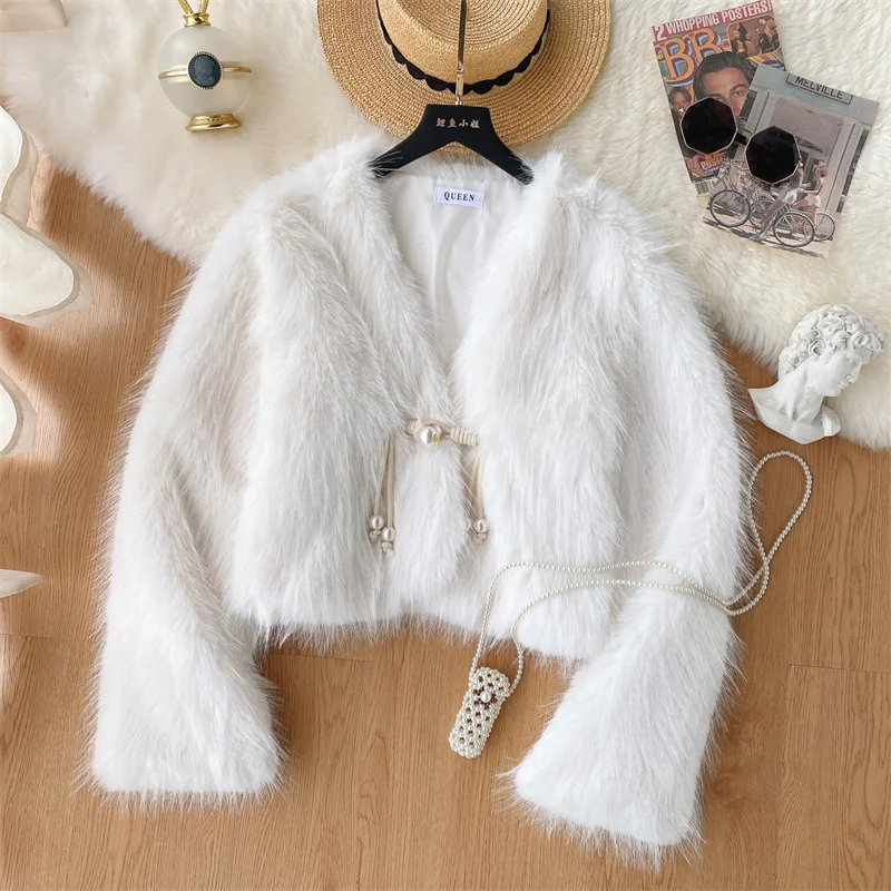 High Quality Short Imitation Fur Coat Women Elegant V-neck Single Button Long Sleeve Autumn Winter Faux Fur Jacket White Apricot