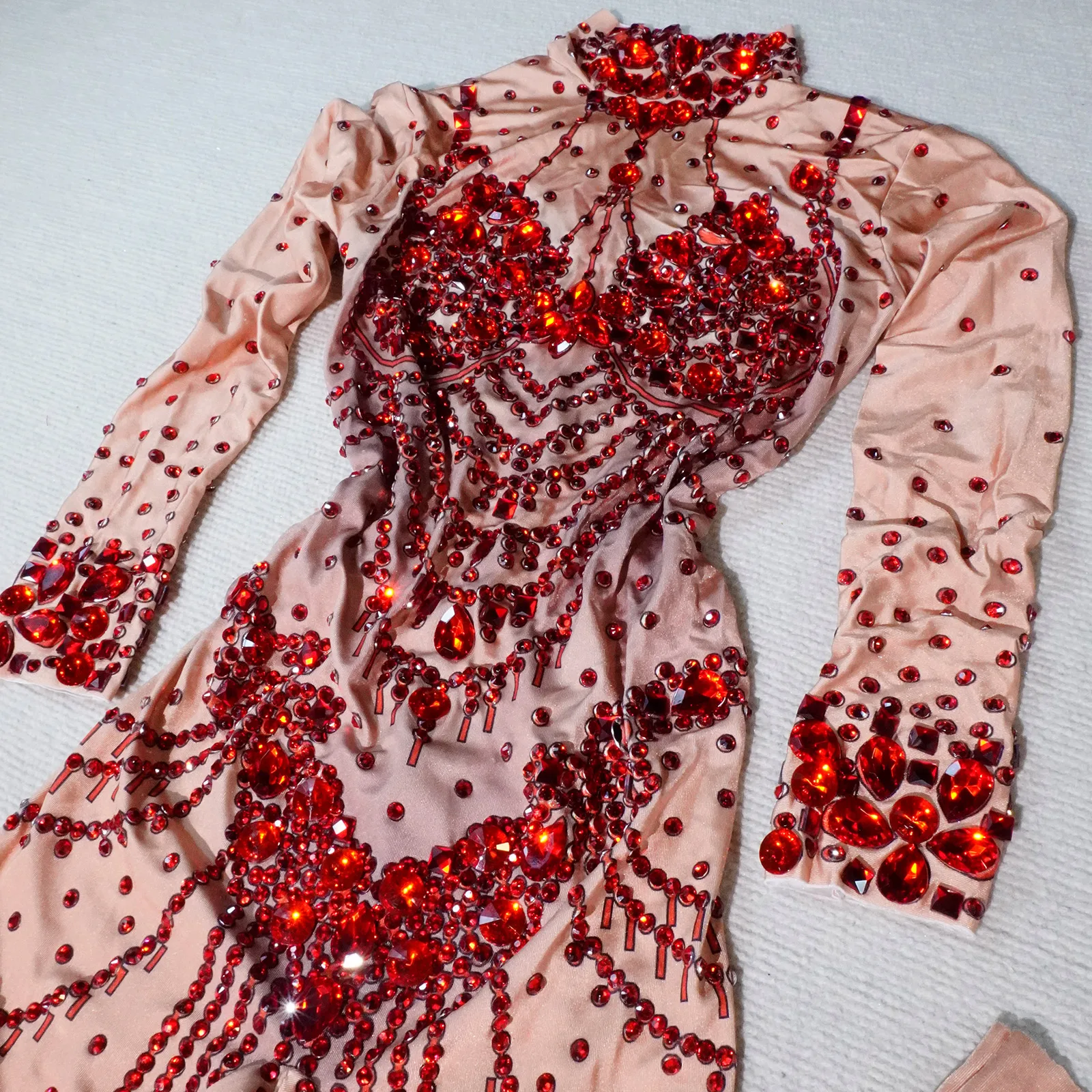 Combinaison en cristal rouge scintillant, manches longues, sexy, club, fête d'anniversaire, justaucorps, spectacle de pole dance, costumes drag queen de célébration