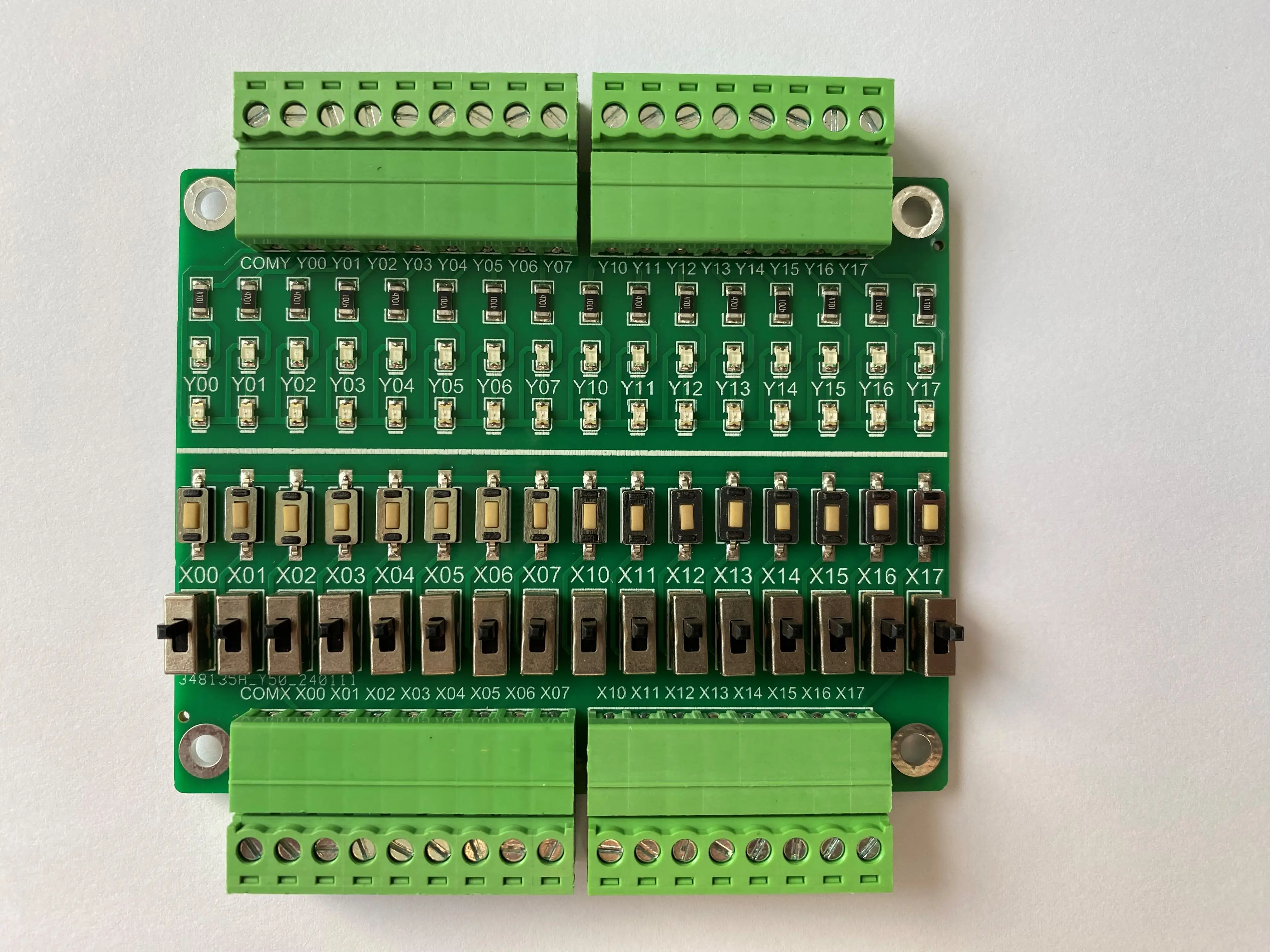Placa de depuración PLC, placa de simulación plc, placa de prueba de 16 entradas y salidas, módulo de llave de tablero de aprendizaje de microcontrolador