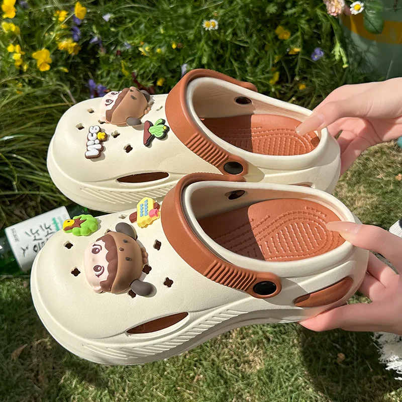 Pantoufles imperméables à la mode pour enfants, sandales d'extérieur, chaussures de jardin à semelle souple, sabots d'intérieur, été