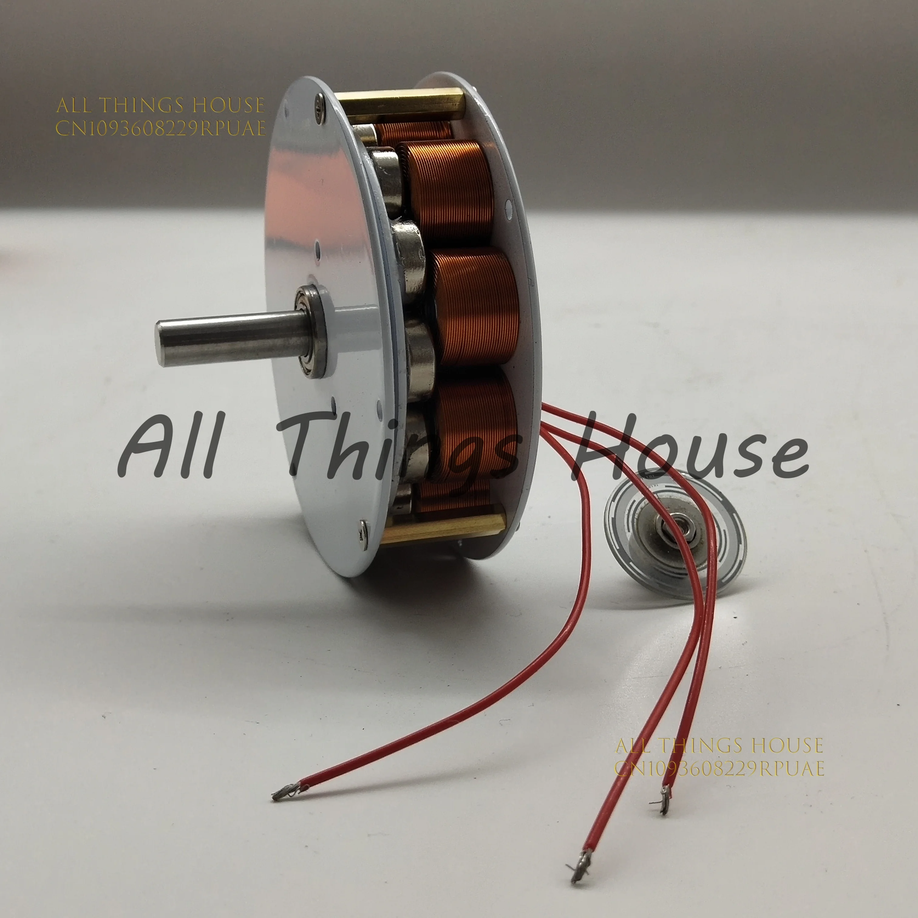 

For 50w-60w 100-650rpm Mini Disc Generator Iron Core Generator Strong Magnetic Low Speed Multi-Pole Three-Phase AC Generator
