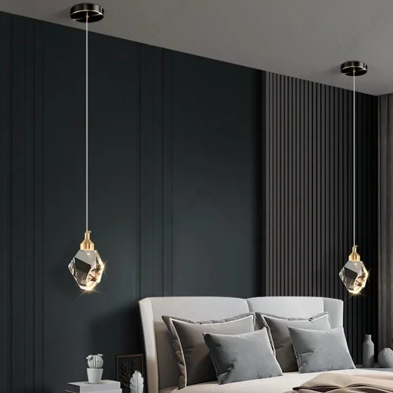 Creative LED light luxury atmosphere pendant light modern and simple K9 crystal living room dining room aisle lighting