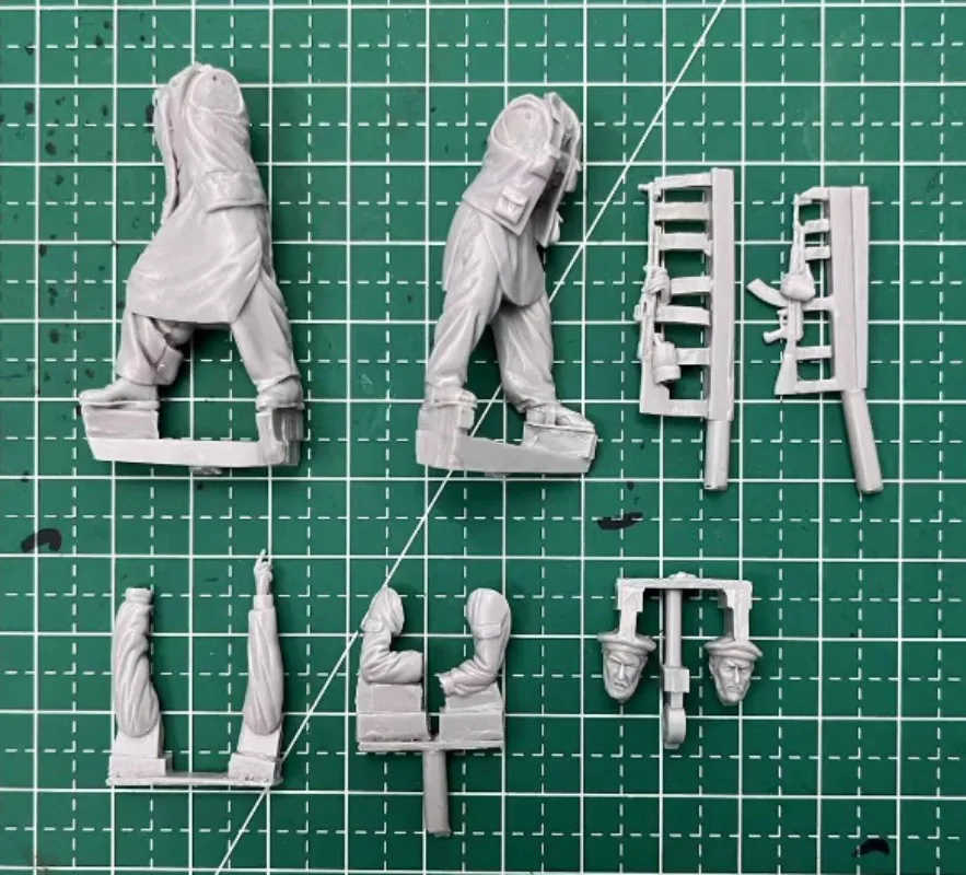 1/35 Scale Die Casting Resin Model Building Kit Modern Military Militia 2-Person Diorama Figurine Unassembled and Unpainted 992A