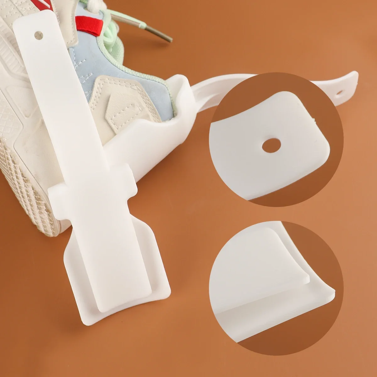 2 Teile/satz Faul Schuhlöffel Kunststoff Bunte Unisex Tragen Schuh Helfer Einfach An- Und Aus Schuh Robuste Schlaf-Hilfe-Tool Schuh Zubehör – Detail 3