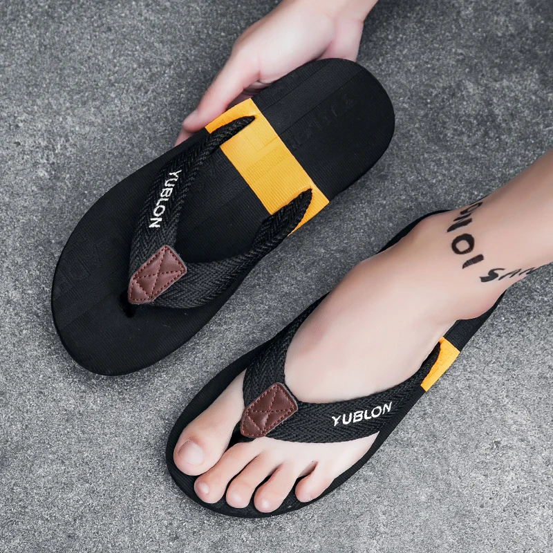 High Quality Brand Men Flip Flops Beach Sandals Anti-slip High Quality Men Shoes Trendy Men Beach Slipper Summer