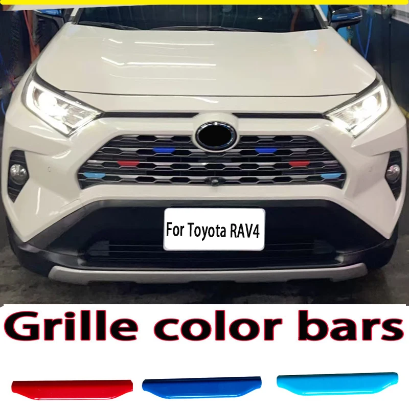 

Декоративная накладка на переднюю решетку Toyota RAV4 (2019-2025) с 3-цветными полосами, из АБС-пластика, самоклеящаяся