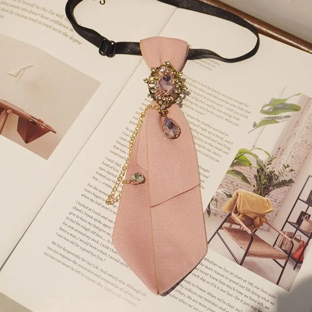 Retro Crystal Bow Tie Choker Long Alloy Rhinestone Necktie Necklace Collares Shirt Tie Students
