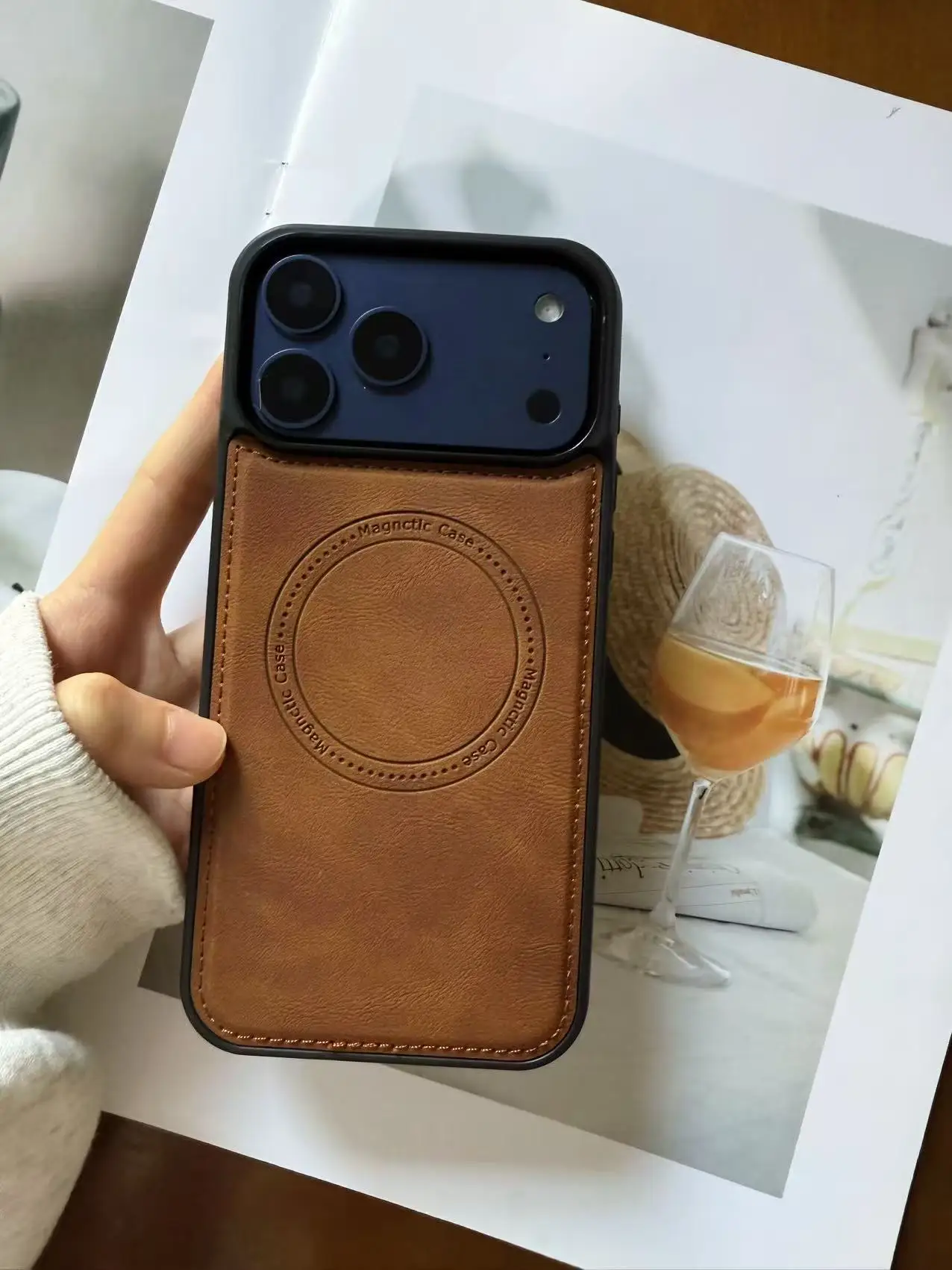 

Магнитный чехол с кожаной текстурой для iPhone 13 Pro Max, iPhone 14 Pro Max, iPhone 15 Pro Max, iPhone 16 Pro Max, iPhone 17 Pro Max