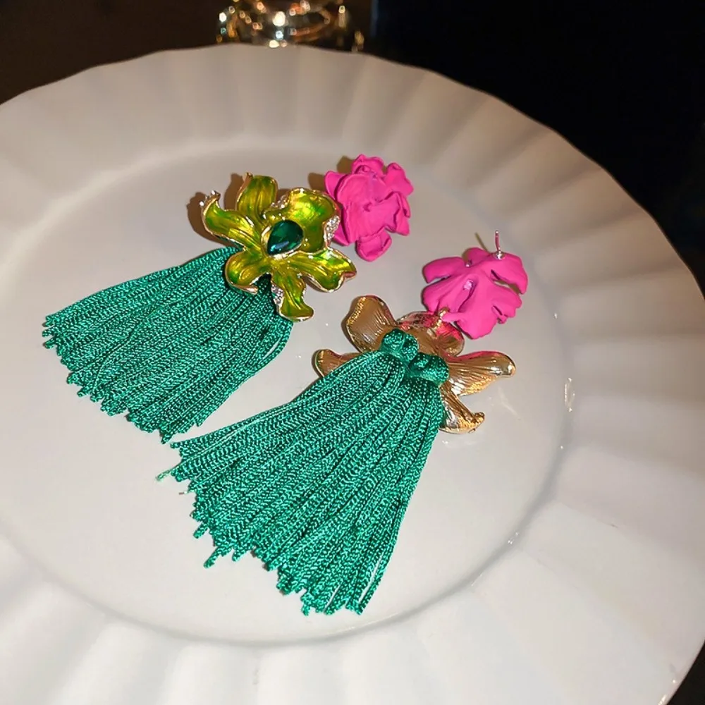 الحلو ضوء الفاخرة زهرة انخفاض الأقراط شرابة حجر الراين البوهيمي أقراط النساء الأذن مجوهرات سحر الأقراط الحلو هدية