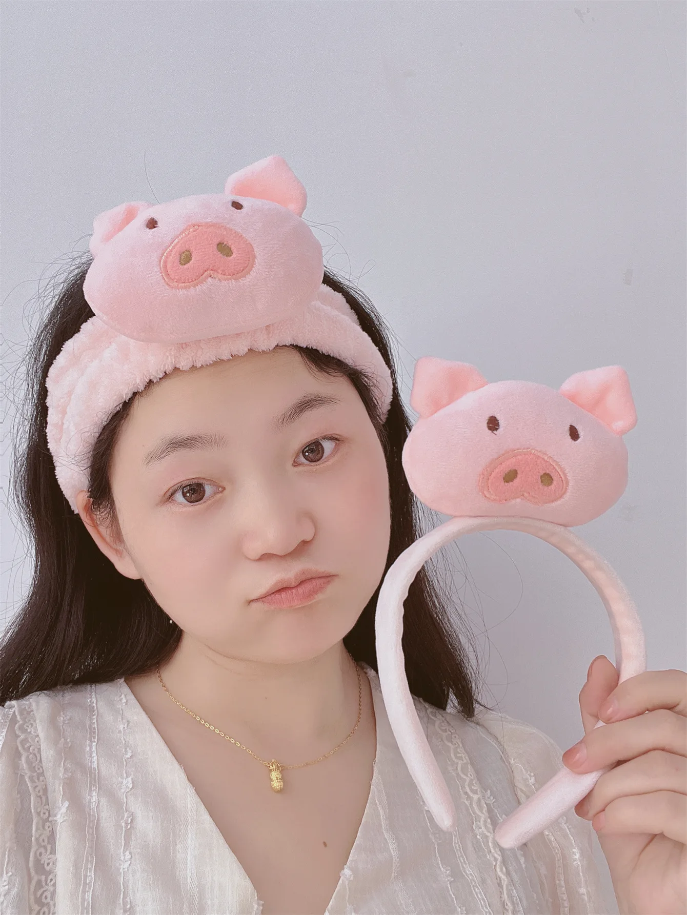 Big Cute Plush Pig Head Hair Band Fluffy Face Washing Hair Decoration Pink Pig Headband