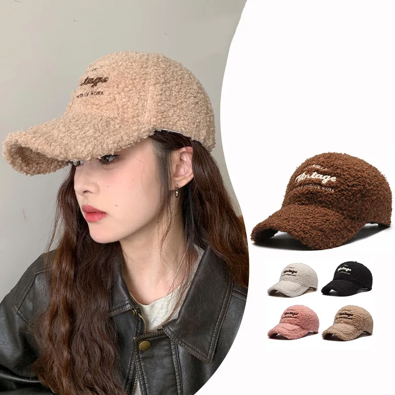 Winter New Women\'s Embroidered Lamb Wool Baseball Cap Warm Teddy Velvet Trend Face Small Couple Cap