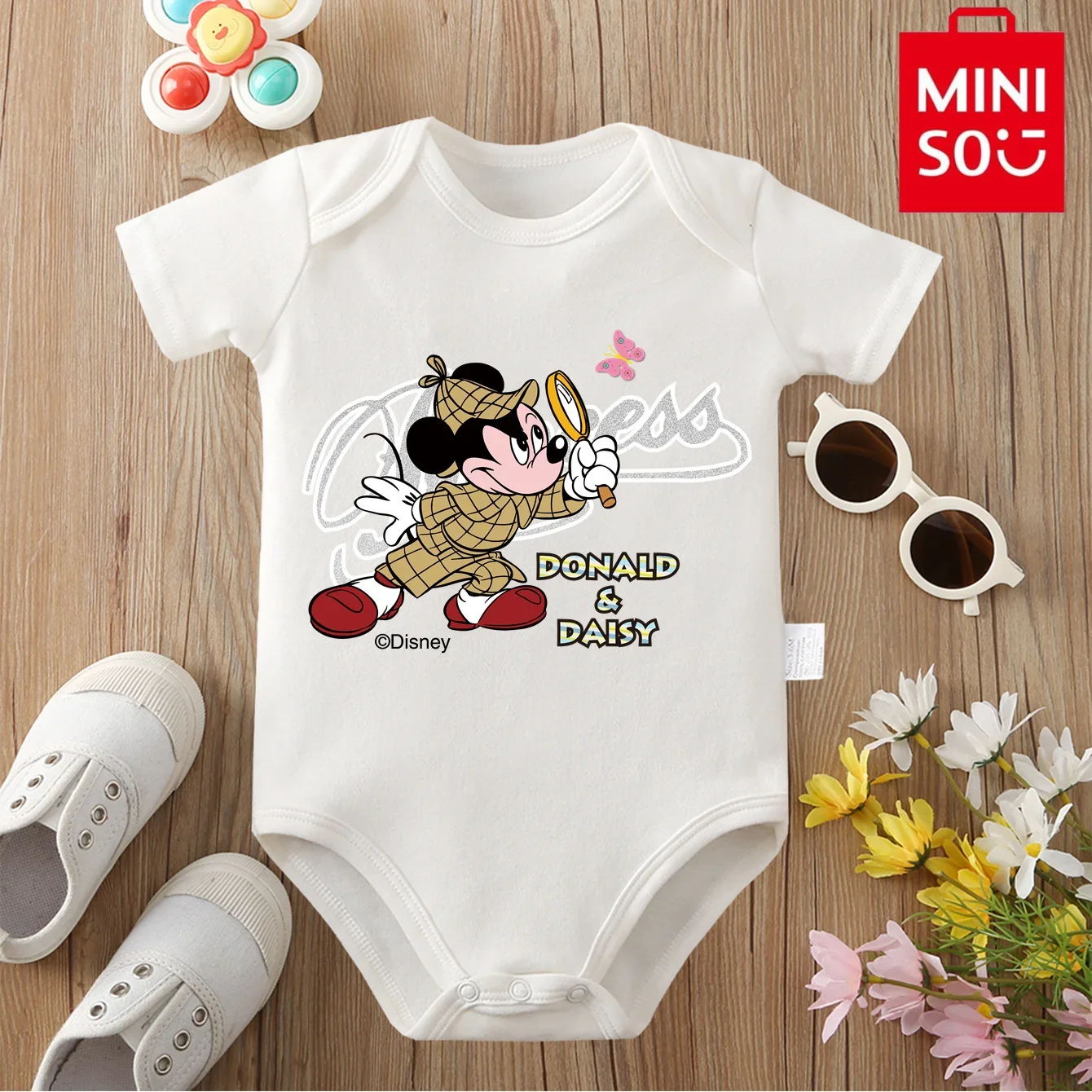 

Микки Маус MINISO, 100% хлопок, мягкая и удобная детская одежда, комбинезон, боди с милым мультяшным принтом для новорожденных от 0 до 12 месяцев