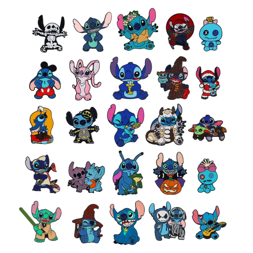 

Декоративная наклейка для телефона «Лило и Стич» — аксессуар из эмалированного сплава с эффектом капель масла — отличный подарок для друзей.