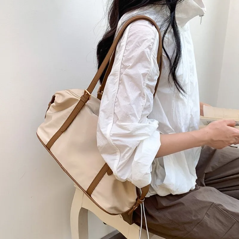 2024 New Nylon Large Capacity Shoulder Bag Women Casual Simplicity Big Commuting Handbags Korean Fashion Solid Color Handbags