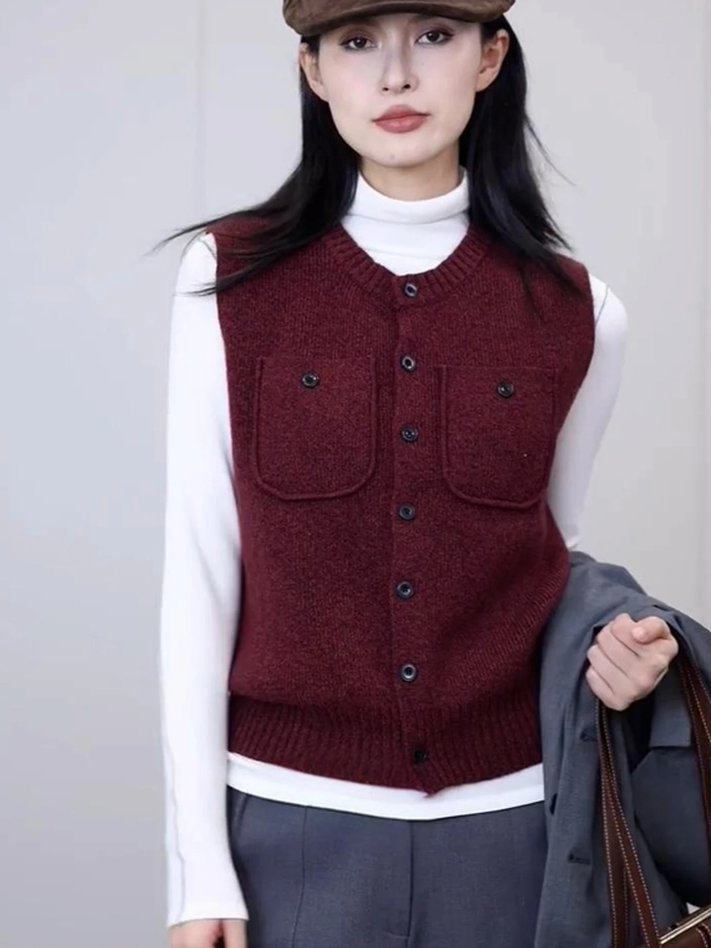 سترة نسائية محبوكة مريحة مستديرة Ne سترة تنحيف غير رسمية بطبقات للخريف النسخة الكورية قصيدة فن لين