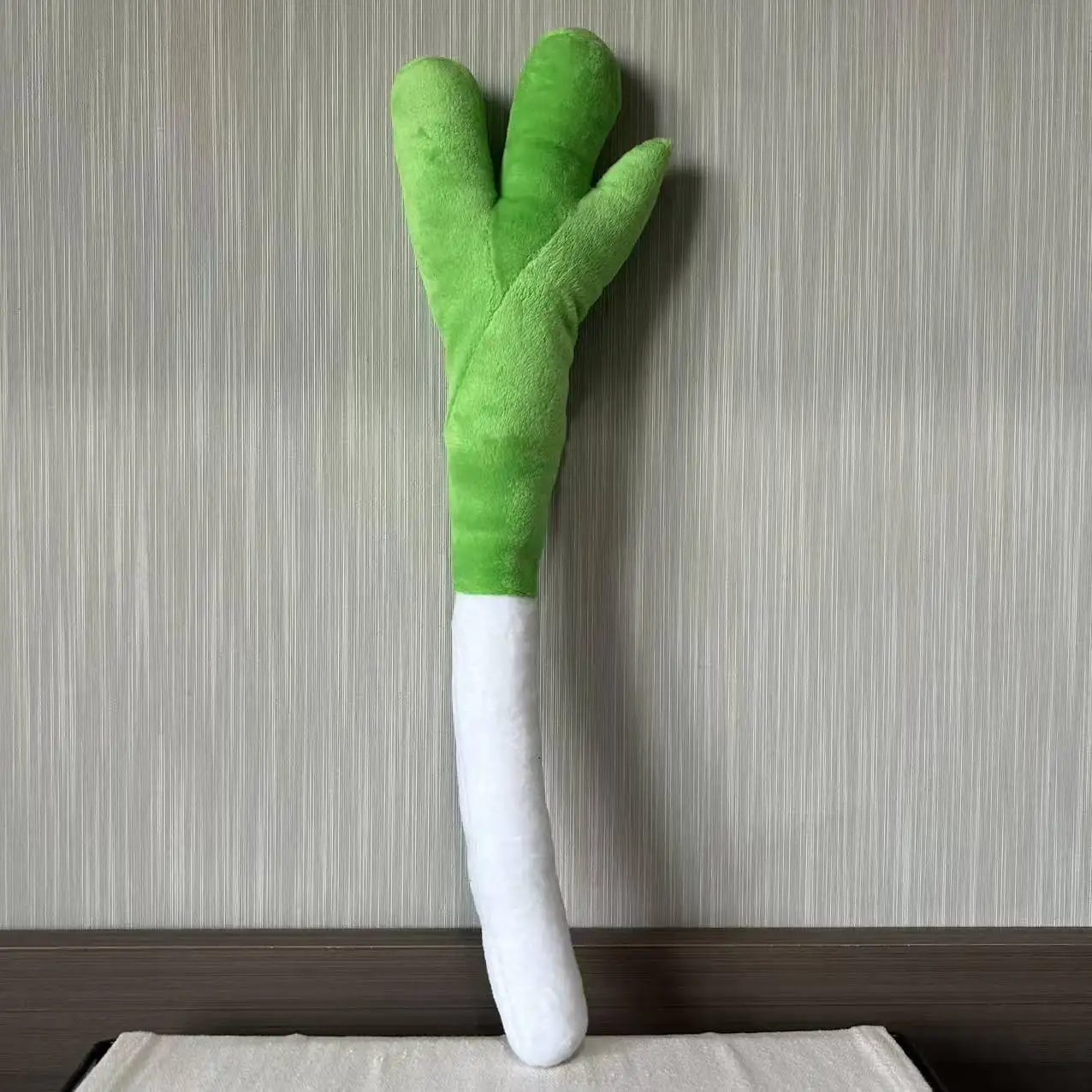 

38CM Anime Hatsune Miku scallion Q version Kawaii Figure ornament Model Toys Doll Cosplay props Gifts