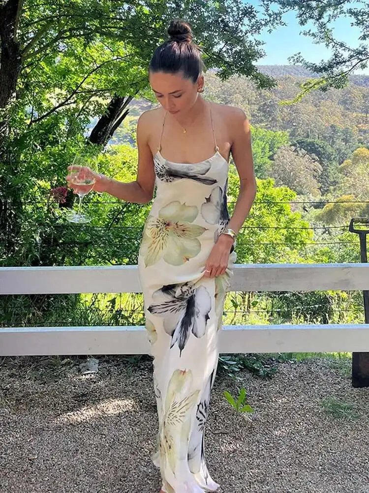 فستان ماكسي نسائي أنيق بدون ظهر مطبوع من الساتان أنيق برقبة مربعة بدون أكمام طويل 2025 رداء جديد مثير للشارع العالي