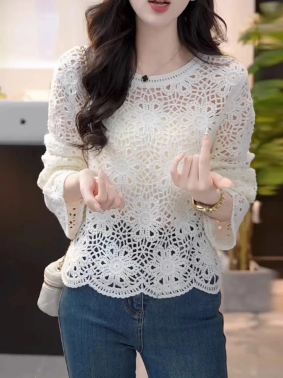 

Ele Hollow out Knitted Top Women's plus Size Spring Summer Long Sve Sun Protection Bell Sve Knitwear Korean Sle