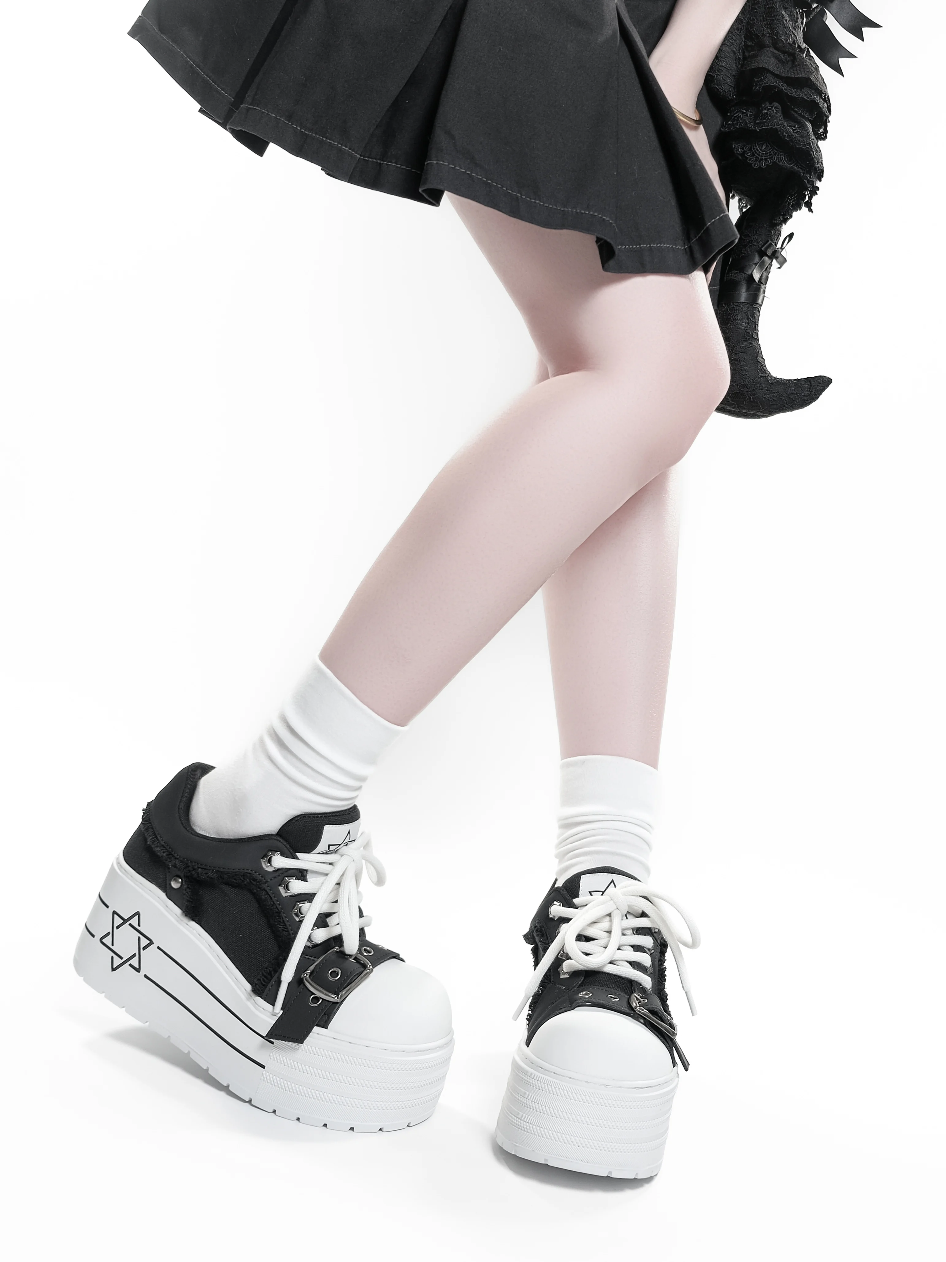 Niche Designer Punk Style Women's Shoes Avant-Garde Sub-Culture Girl Punk Versatile Platform Canvas Shoes