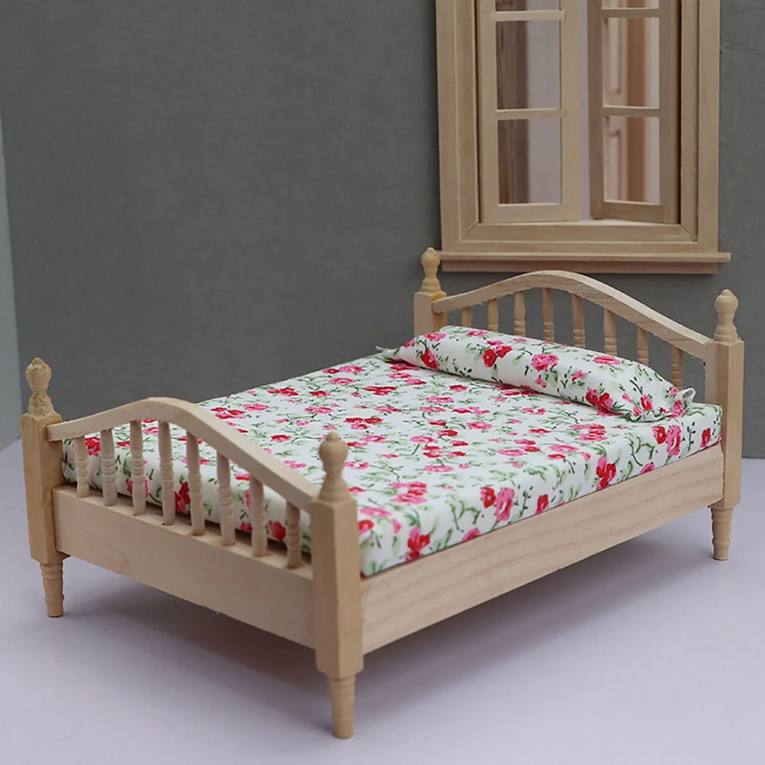 Mini lit double floral, accessoires de meubles de scène, chambre à coucher, 1:12