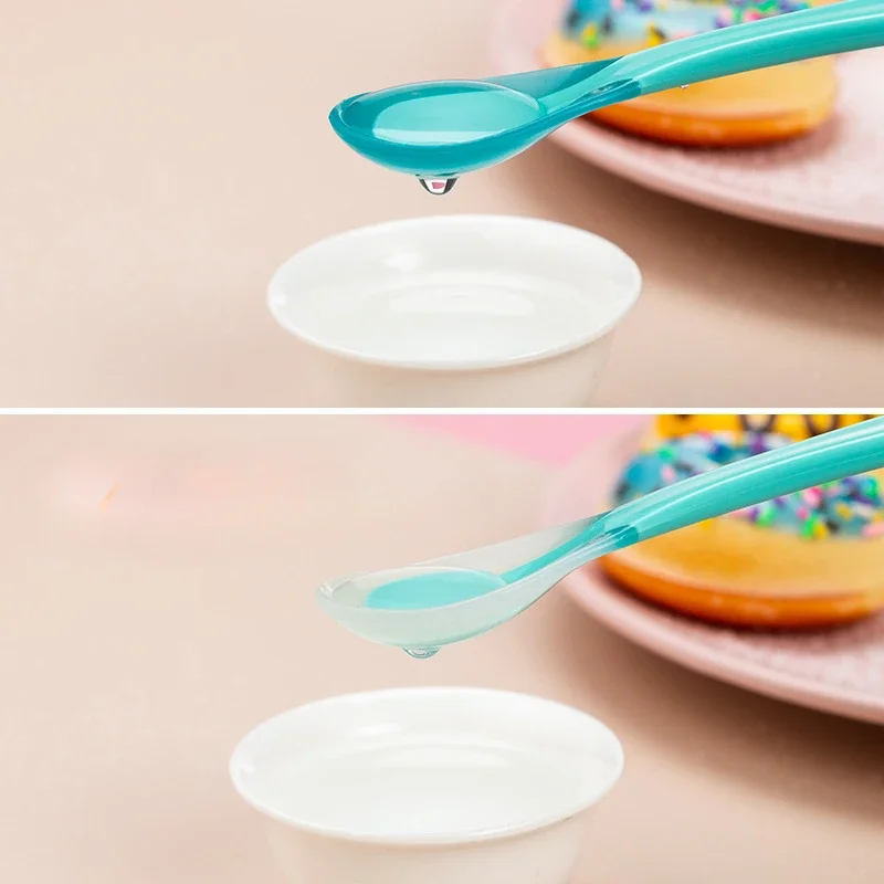 Silicone Change Color Temperature Sensing Baby Soft Feeding Spoon Toddler Tableware BPA Free Babies Accessories Feeding Tools