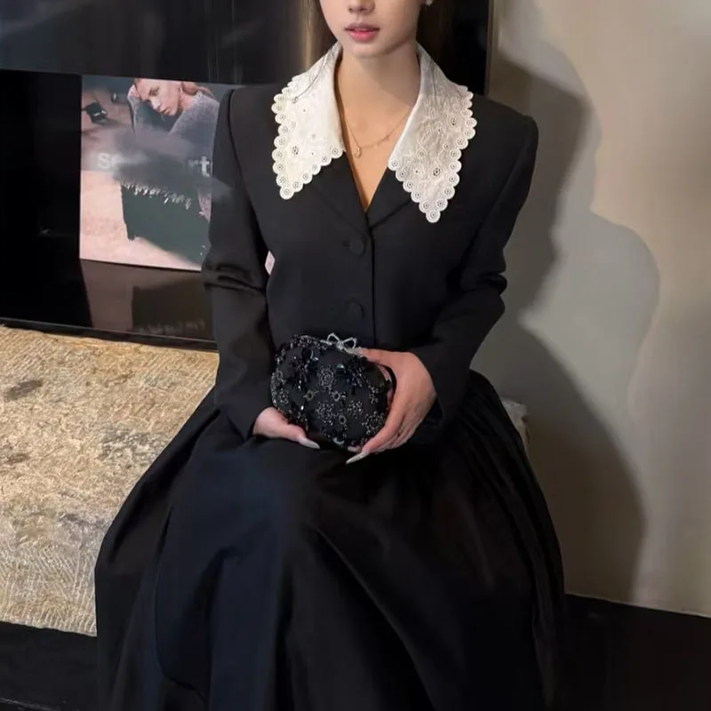 Women's Casual Commuter Contrast-Color Embroidered Collar Short Blazer, High-Quality Wool Blend Jacket Top, 2026, New Arrival
