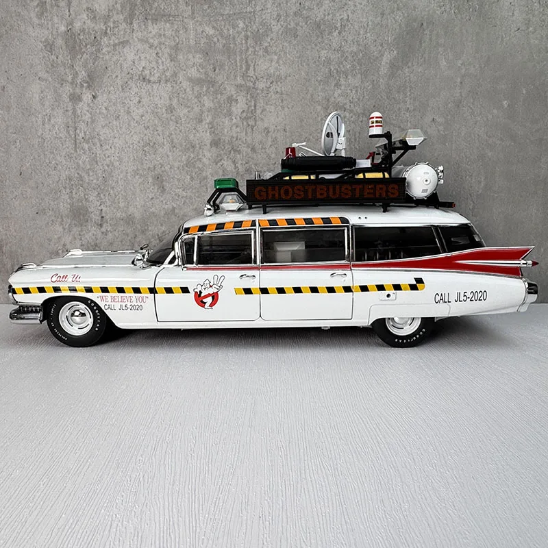 1:18 Ghostbusters Ecto-1 Diecast Car Model Replica