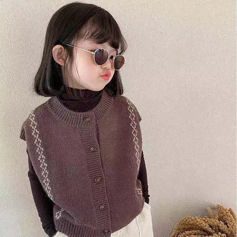 Children's Girls Woolen Vest 2023 Spring and Autumn New Boys Korean Retro Knitted Vest Baby Fashionable Cardigan Fashion Clothes image 2