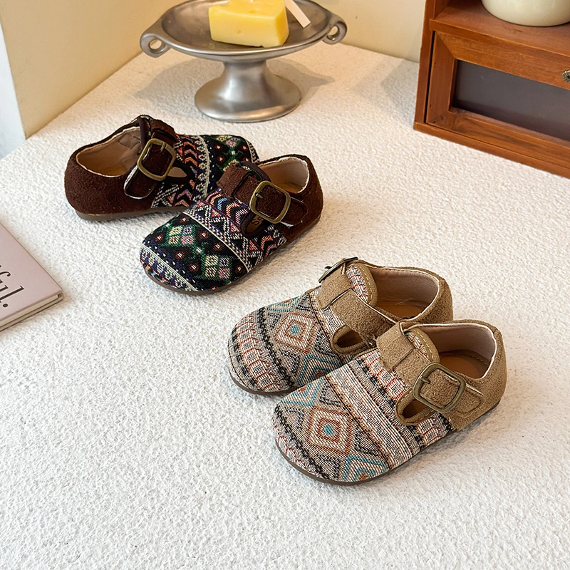 

Детская кожаная обувь в этническом стиле, туфли на плоской подошве для девочек с круглым носком, мягкая подошва, осень 2022, новые детские туфли MaryJanes в стиле ретро, нескользящие, милые