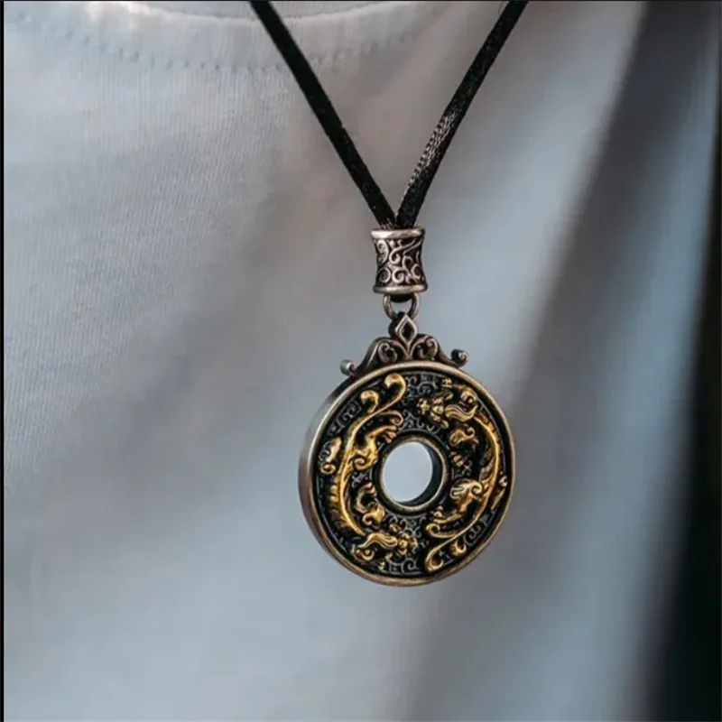 Vintage Relief Divine Beast Pixiu Pendant Men Jewelry Retro Gold Collision Aniaml Design Male Choker Necklace Chain Accessories
