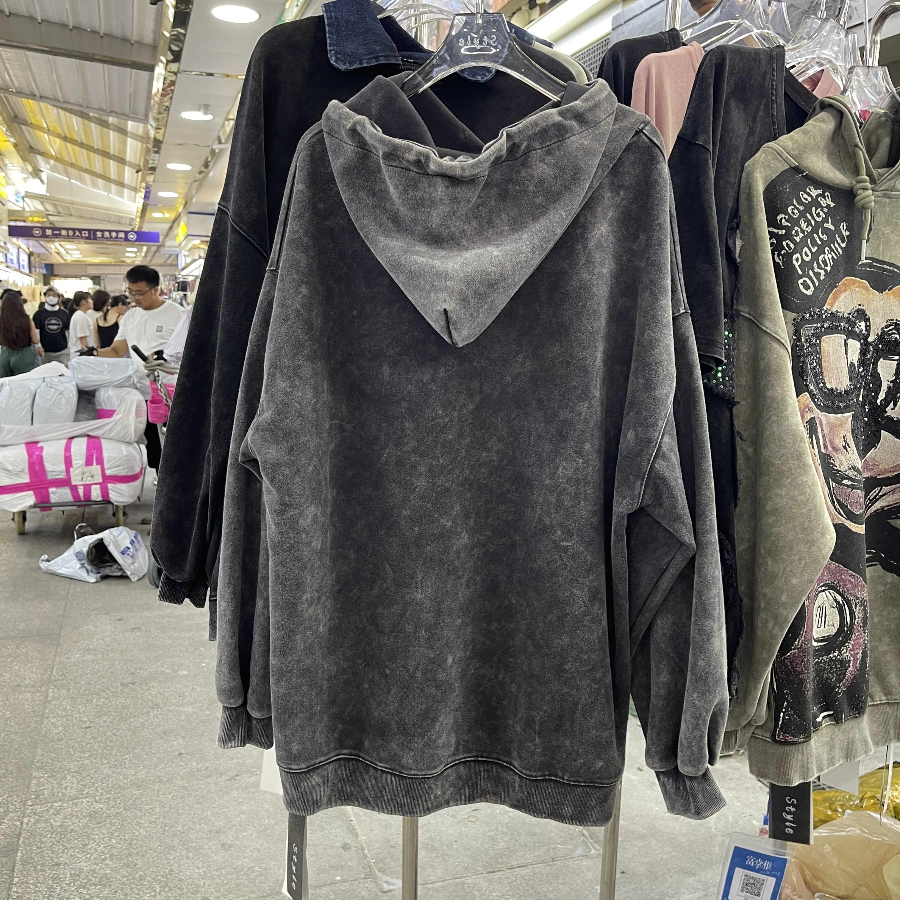 2025 Autumn Winter New Pullover Sweatshirt Heavy Craft Cartoon Bear Print Hooded Sweatshirts Women Loose Top Streetwear Women