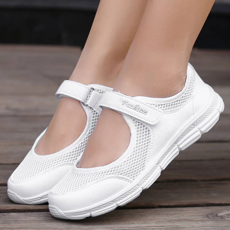 

Fashion Sneaker Women Shoes High Quality Barefoot Shoes Women Comfortable Walking Shoes Platform Tenis Feminino Women Flats