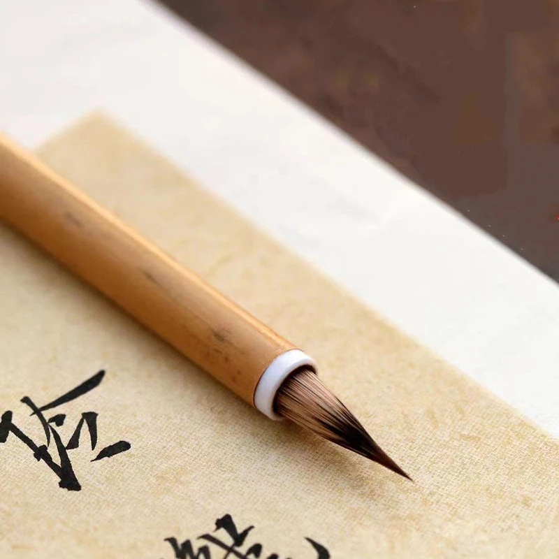 混合毛の精巧な小筆、楷書または行書の練習帳、中国の筆記用具