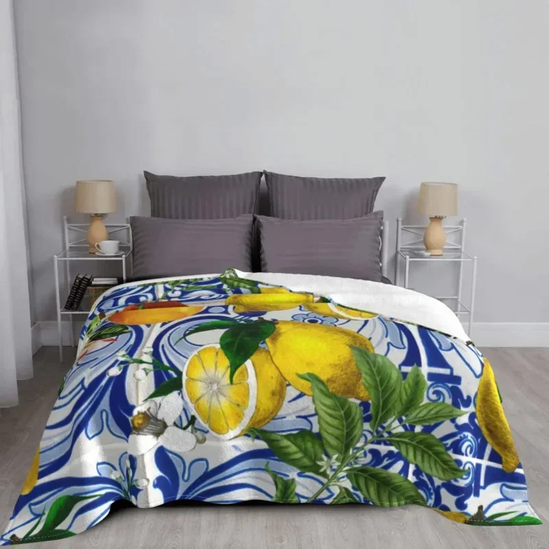 Mediterranean Lemon On Blue Ceramic Tiles Blankets Warm Flannel Summer Citrus Fruit Throw Blanket for Bedroom Office Bedspreads