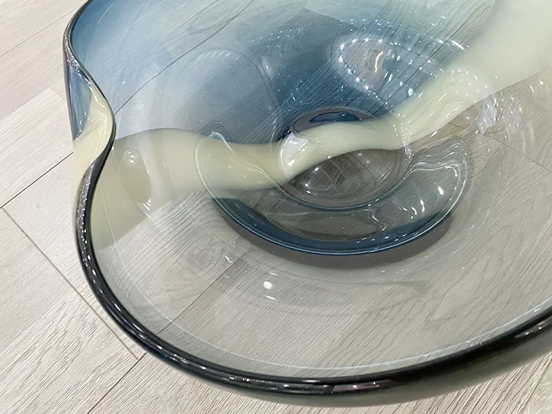 Light luxury glass fruit plate, candy storage tray, living room coffee table, dining table ornaments, model room glass