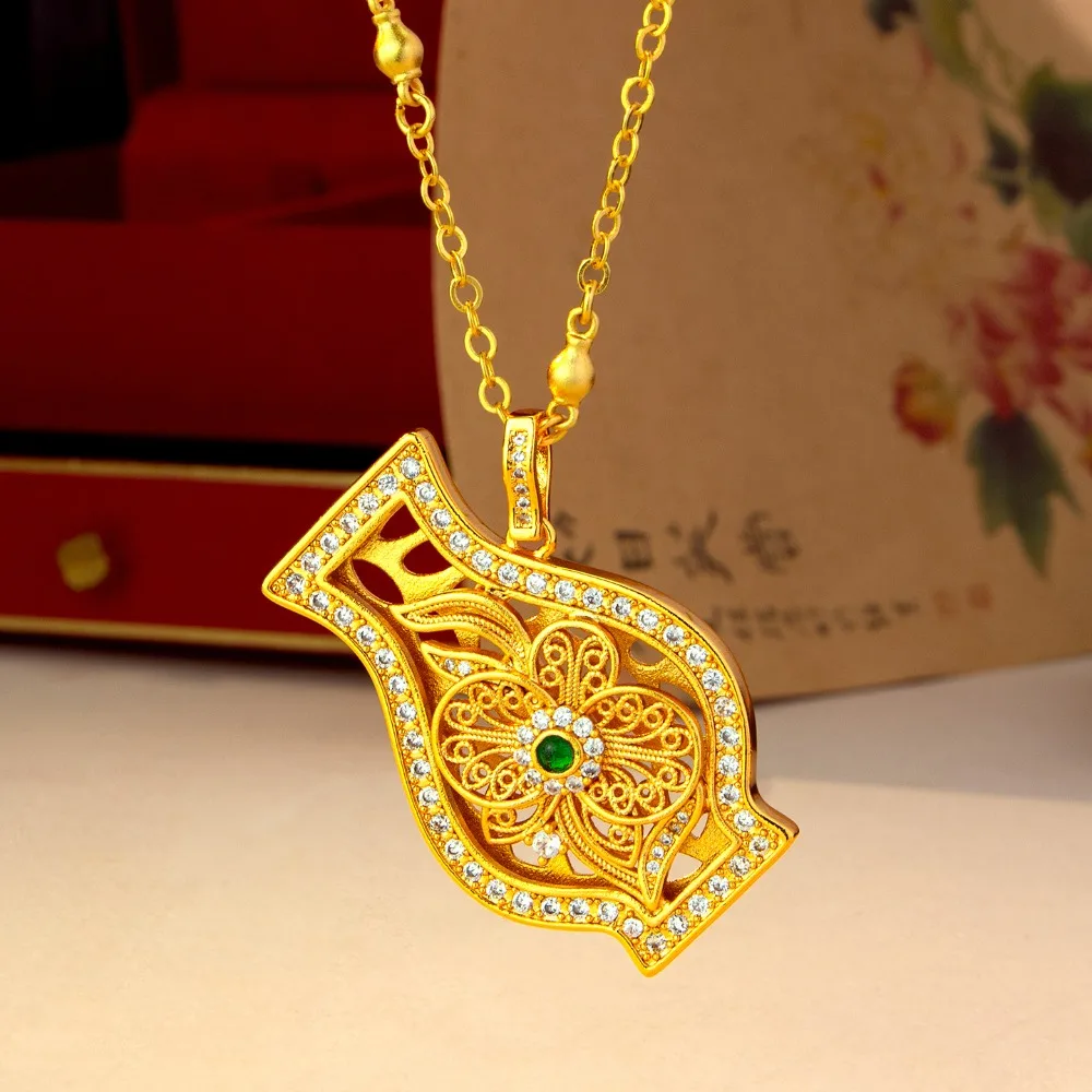 Gird inlay butterfly orchid vase pendant female fashionable senior sense heavy work 9999gold
