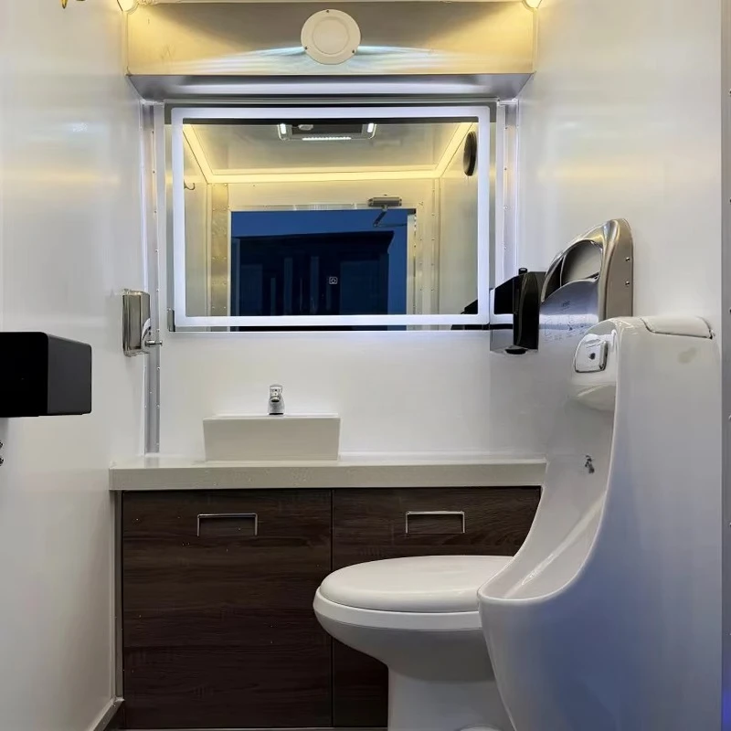 Temporary Commercial Restroom Shower Trailer Luxury Mobile Toilet Travel Trailer Bathroom System