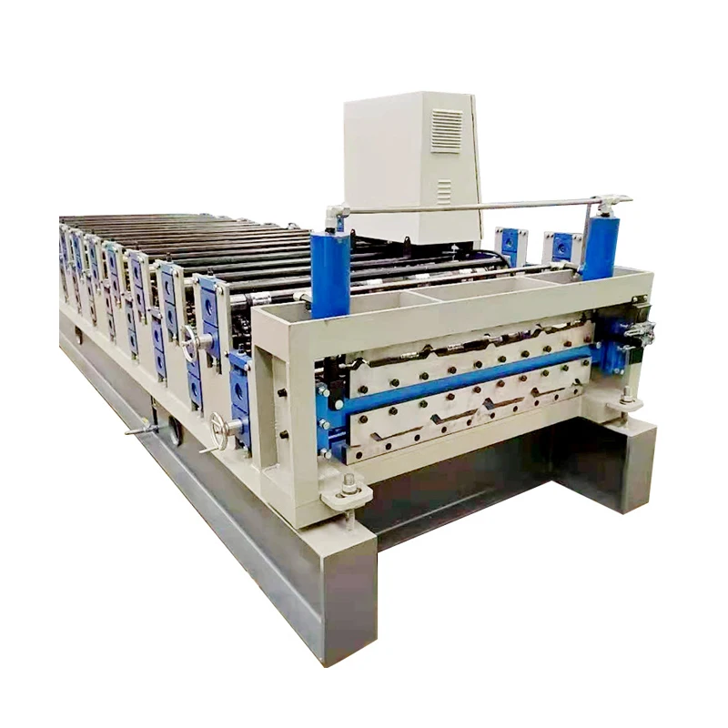 Rotolo di lamiere per coperture in metallo che forma la laminatrice per la produzione professionale di piastrelle di tetto, garantendo durata a lungo termine