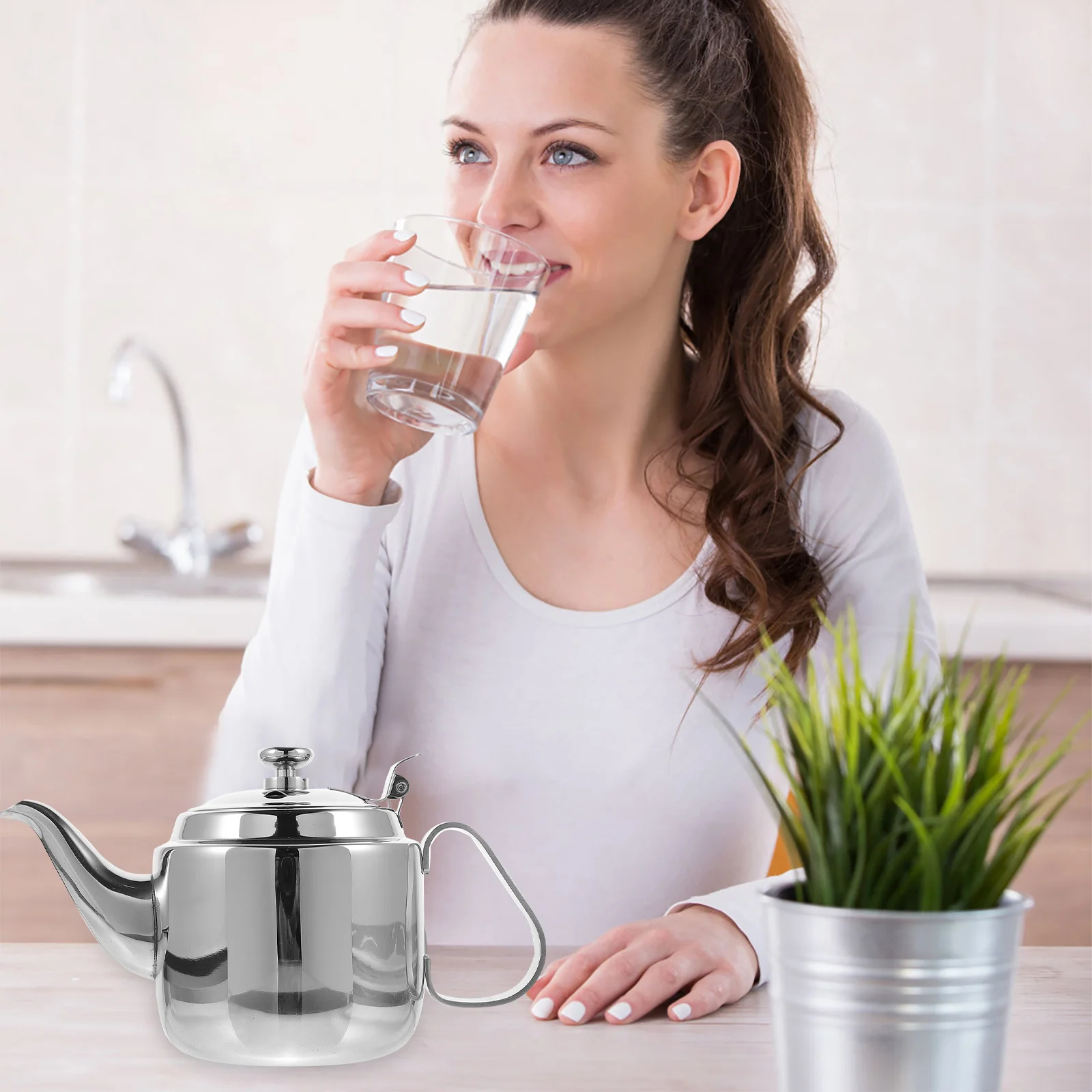 

1Pcs Stainless Steel Tea Kettle Large Capacity Strainer Drainer Kettle Multipurpose Water Pot for Kitchen Home Office Restaurant