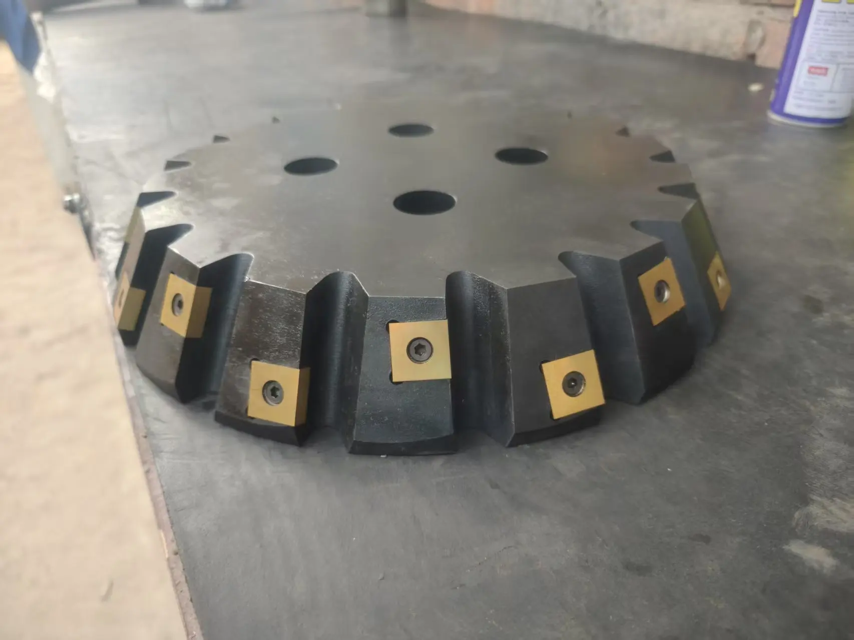 High Precision Trapezoidal Face Milling Cutter Head Indexable Carbide Beveling Tool for CNC Machine Metal Grooving Cutting